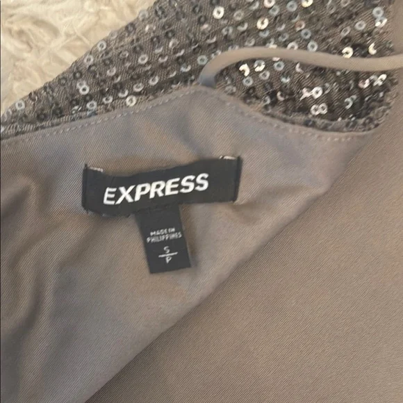 Express Black Sequin Sleeveless Camisole - Picture 8 of 9